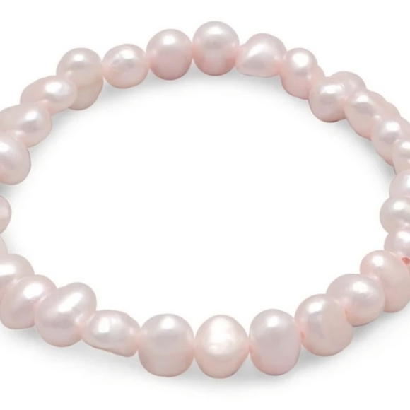 Tiny Devotions Freshwater Pink Pearl Bracelet - Picture 2 of 8